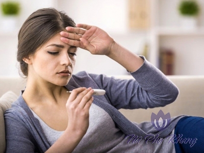 5 triệu chứng nào cảnh báo viêm phần phụ ở nữ giới?