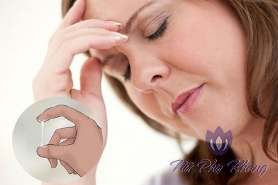 Cảnh giác với bệnh huyết trắng tuổi mãn kinh