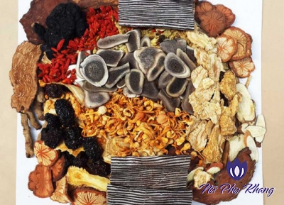 Loại bỏ nỗi lo rối loạn kinh nguyệt với thảo dược Đông y và trứng gà