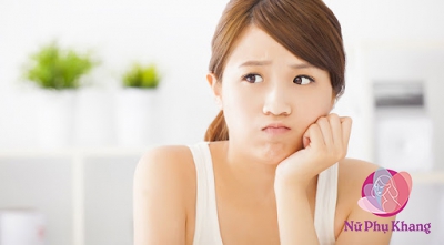 Kinh nguyệt không đều ở tuổi dậy thì có làm sao không?