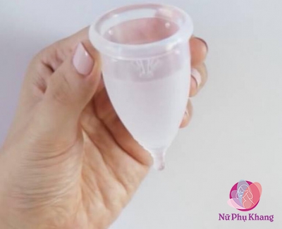 Có nên sử dụng cốc nguyệt san thay băng vệ sinh không ?